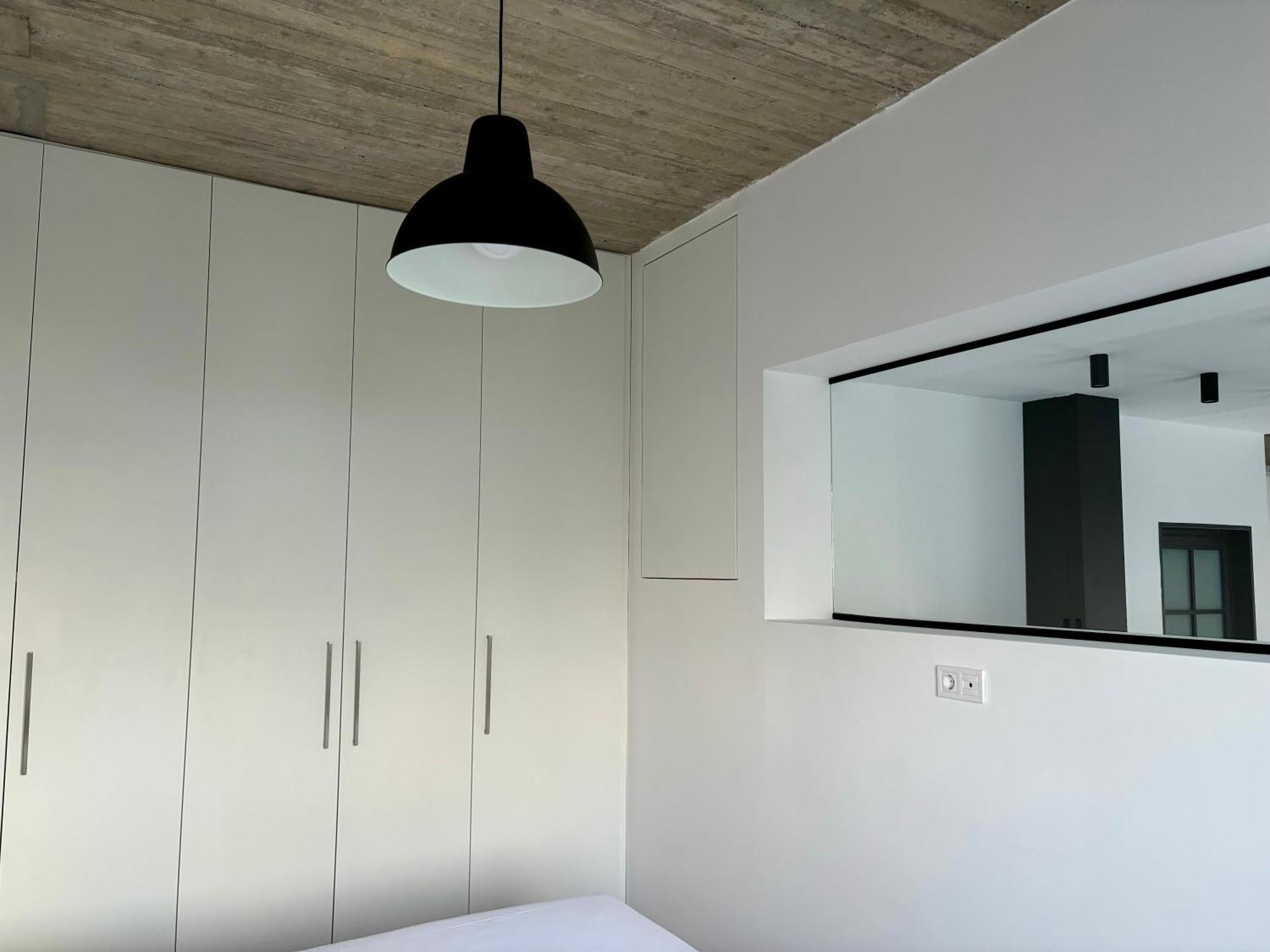 Industrial Loft Comfort Living Apartment *