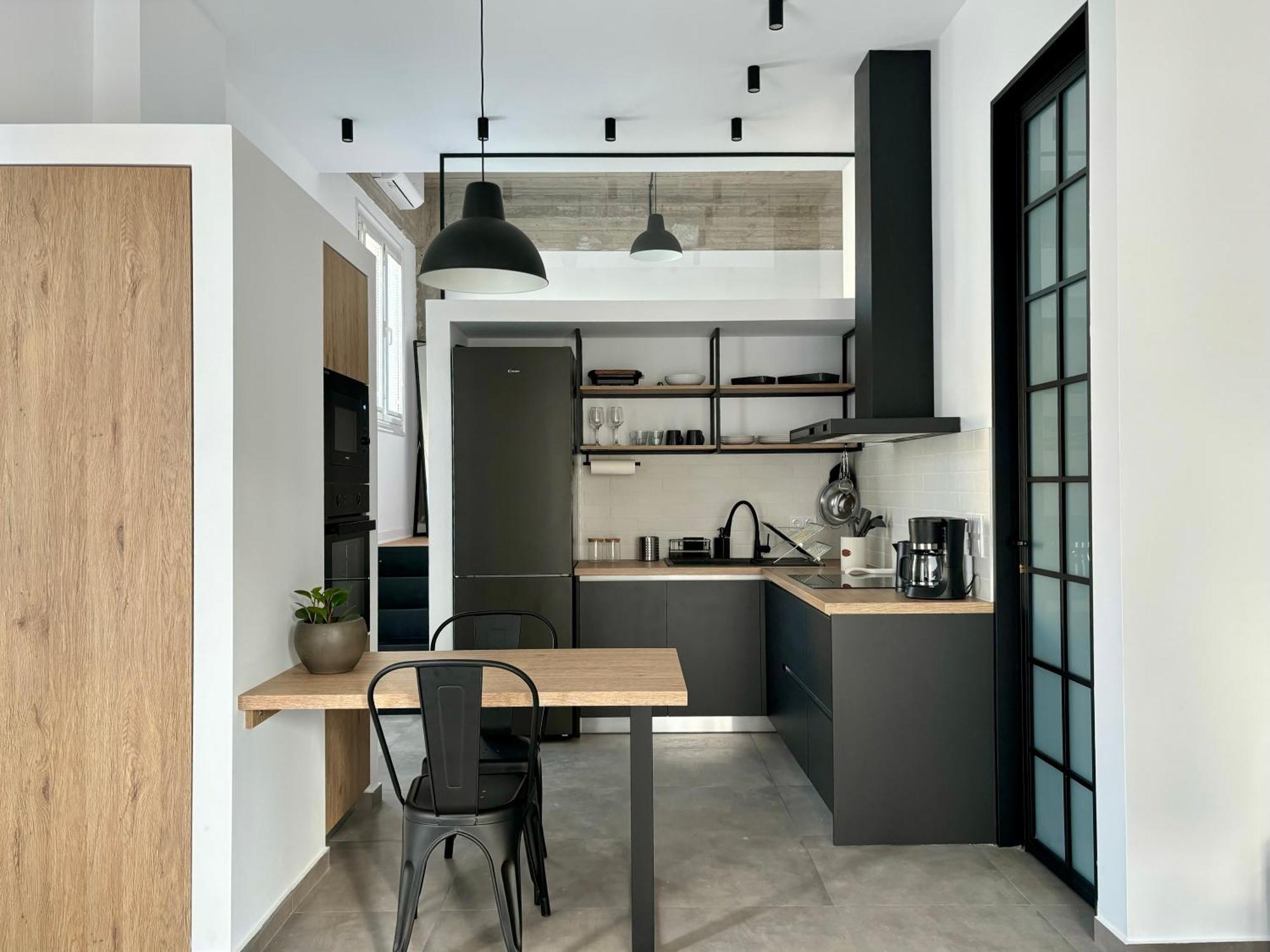Industrial Loft Comfort Living Apartment Heraklion (Crete)