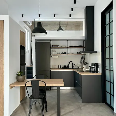 Industrial Loft Comfort Living Heraklion  Exterior photo