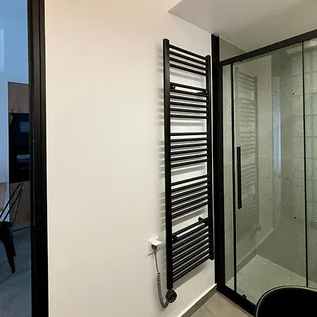 Industrial Loft Comfort Living Heraklion  Exterior photo