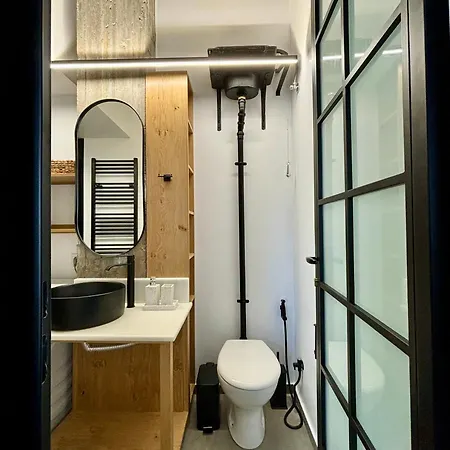 Industrial Loft Comfort Living Heraklion  Exterior photo